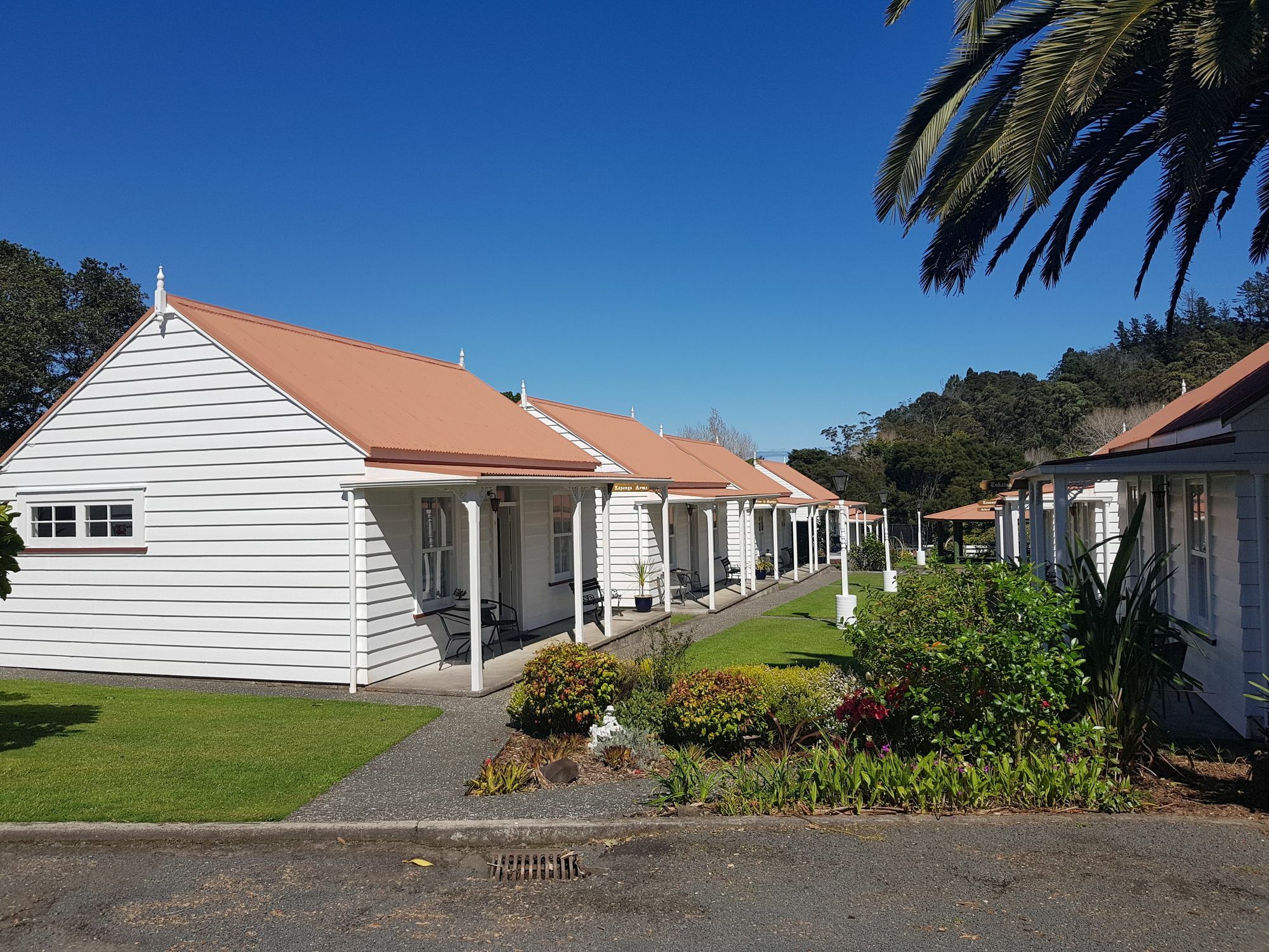 Coromandel Cottages Extérieur photo